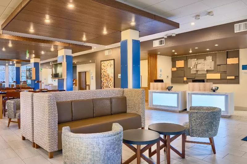 Hotelli Holiday Inn Express & Suites Salem North   Keizer, An Ihg