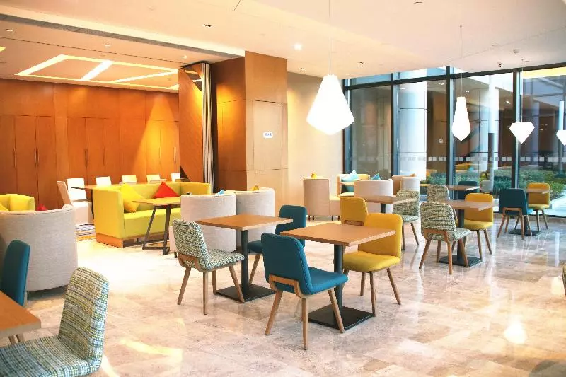 هتل Holiday Inn Wuxi Taihu New City