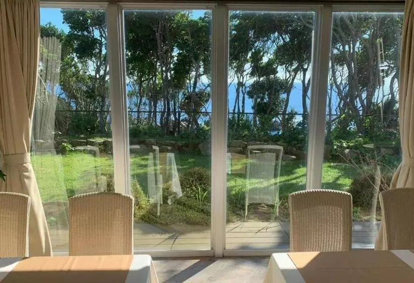 ホテル Holistic Resort