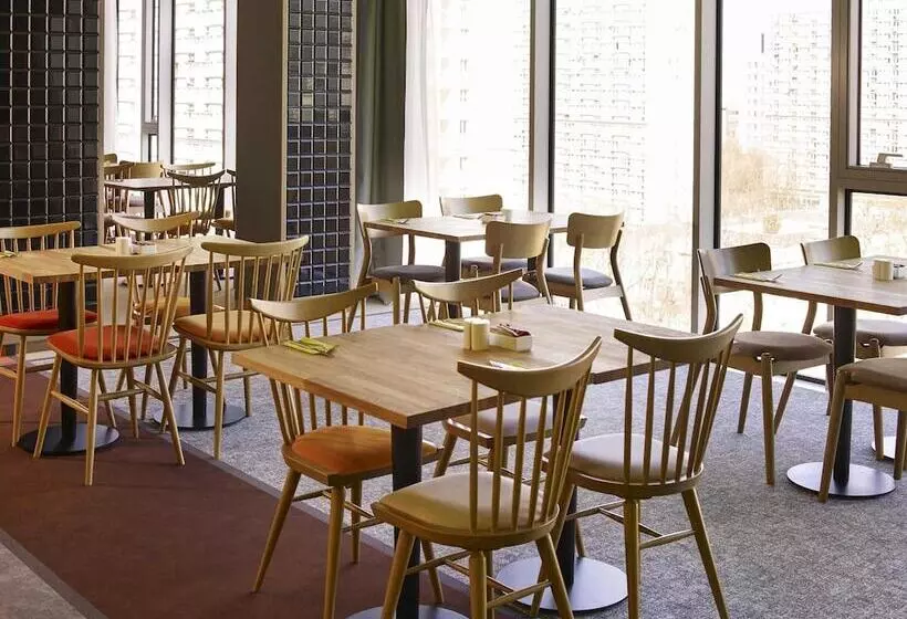 ホテル Ibis Styles Warszawa City