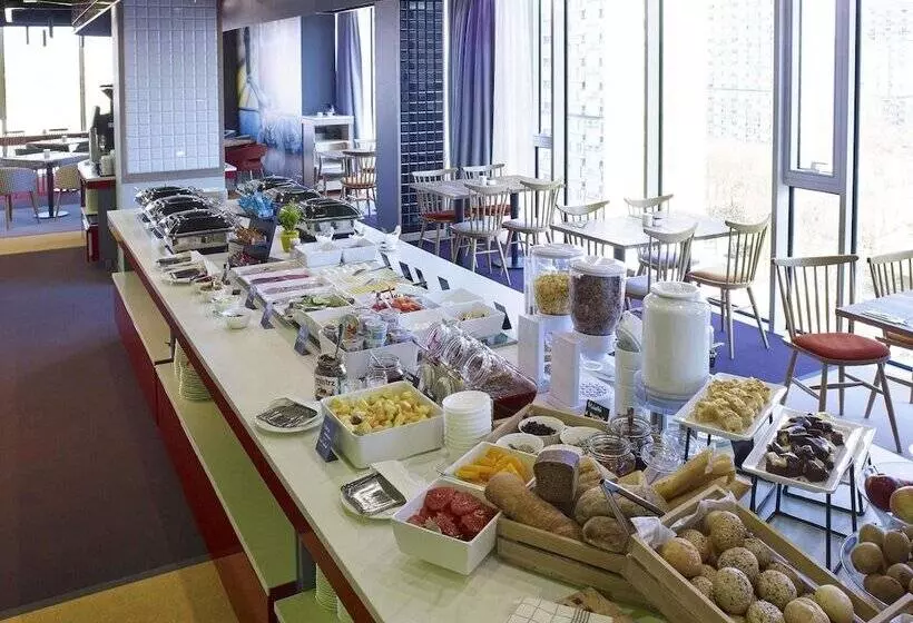 ホテル Ibis Styles Warszawa City