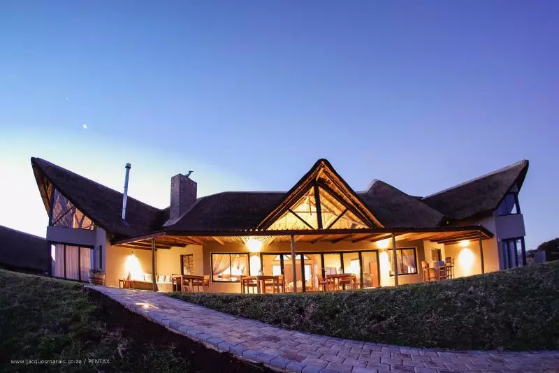 Hotelli J-bay Zebra Lodge