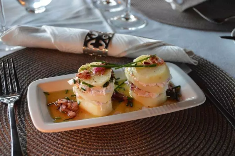 Hotelli J-bay Zebra Lodge