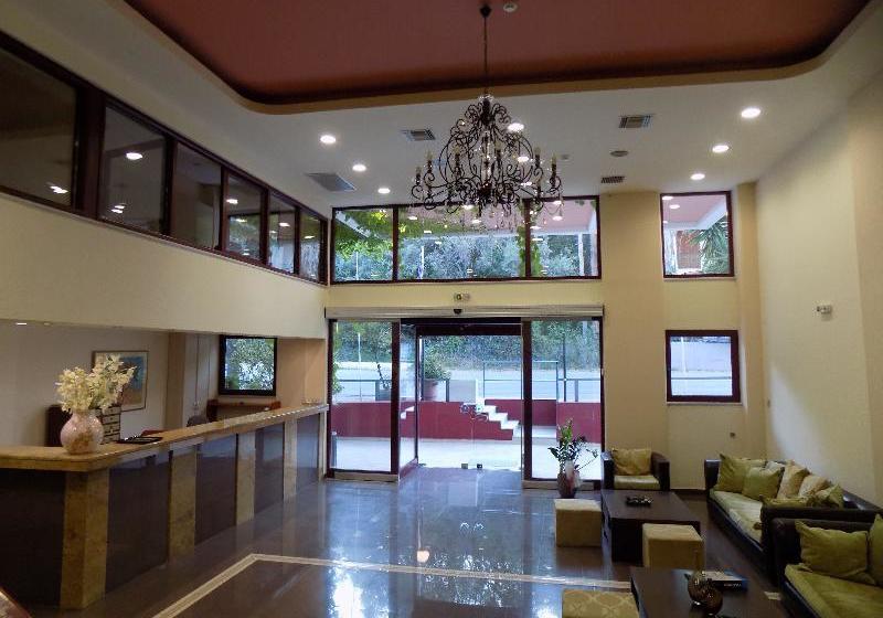 בית מלון כפרי Lefkada Beachfront Apartment