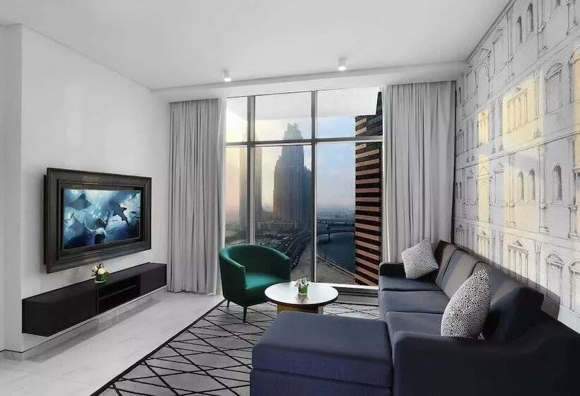 Hotel Millennium Atria Business Bay