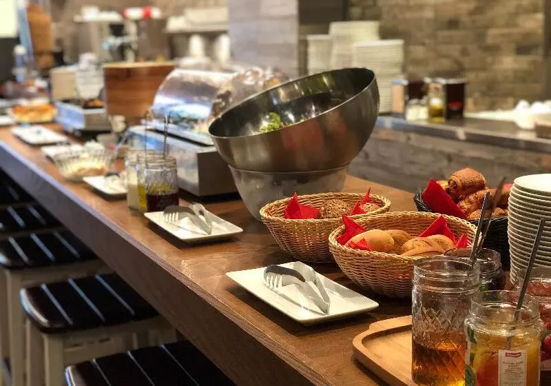 Hotelli Mystays Midosuji Honmachi