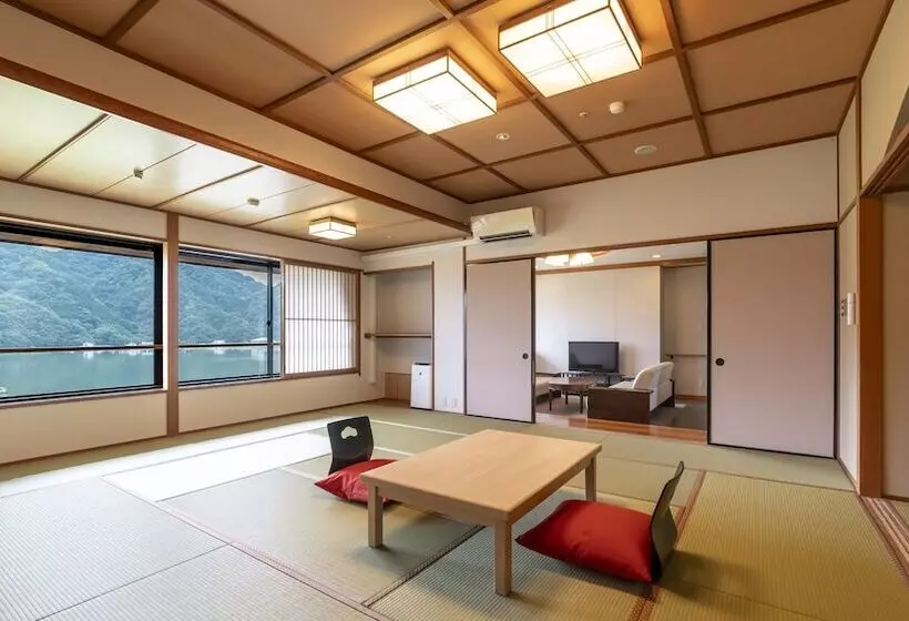 Hotelli Ooedo Onsen Monogatari Premium Kinosaki