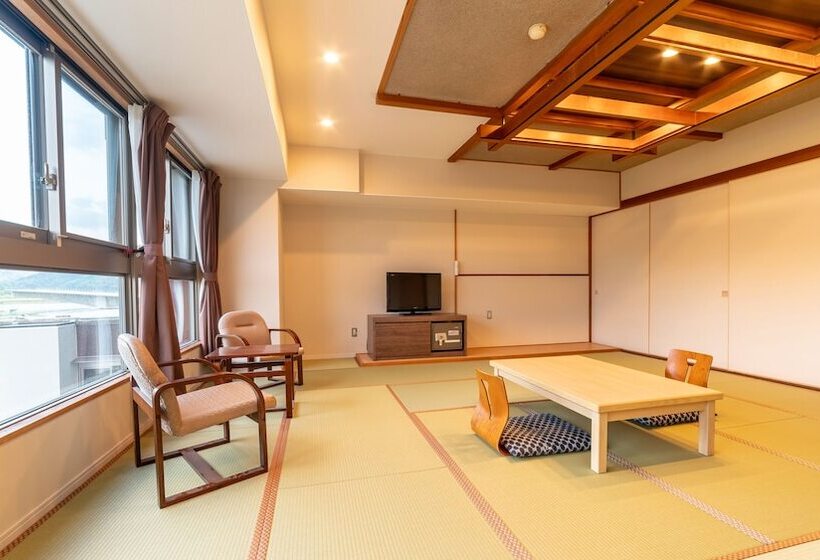 בית מלון כפרי Ooedo Onsen Monogatari Premium Kinosaki