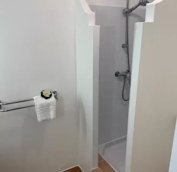 هتل Village De Vacances Sainte Luce, Mon Diams Grenat