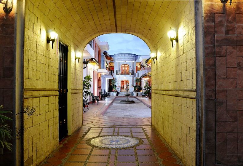 Otel Rincon De Puembo; Bw Signature Collection