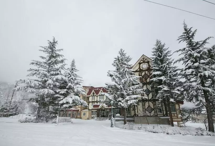 هتل Rosenheim Hakuba