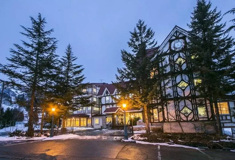 هتل Rosenheim Hakuba