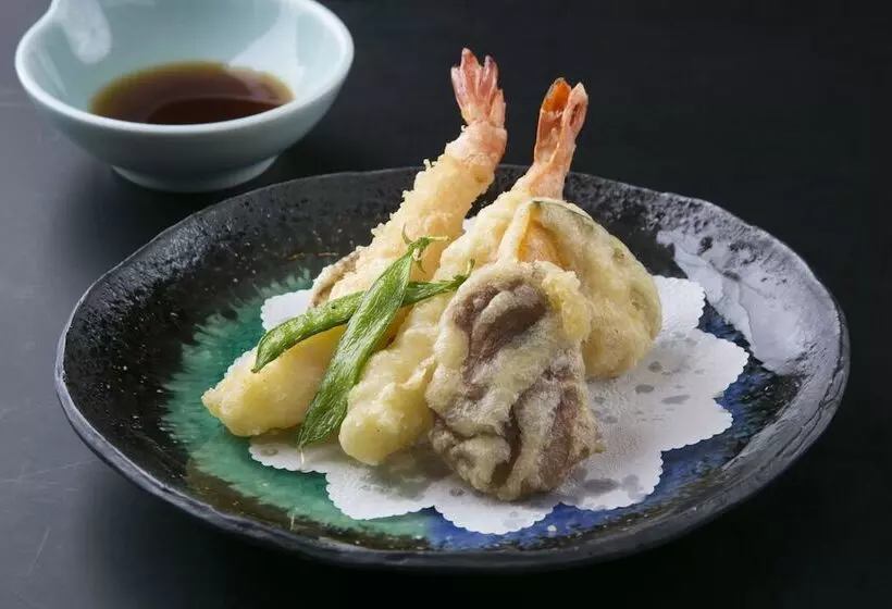 هتل Rosenheim Hakuba