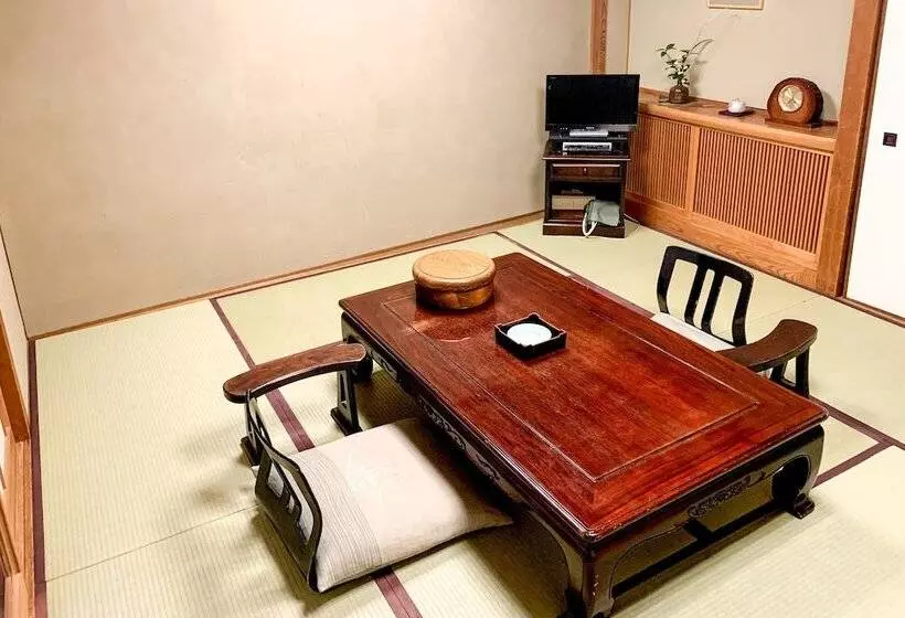 هتل Tabist Kappo Ryokan Ooriya Kochi