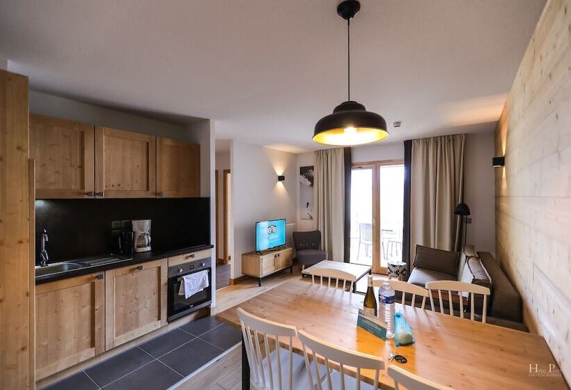 هتل Terresens Les Fermes Du Mont Blanc