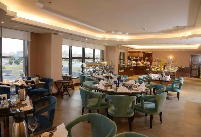 ホテル Warwick Al Khobar