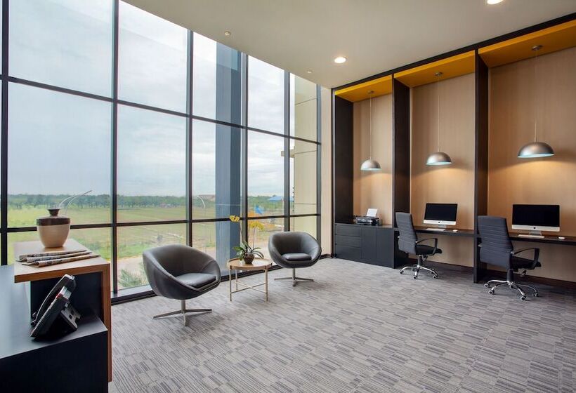 Wyndham Opi Hotel Palembang