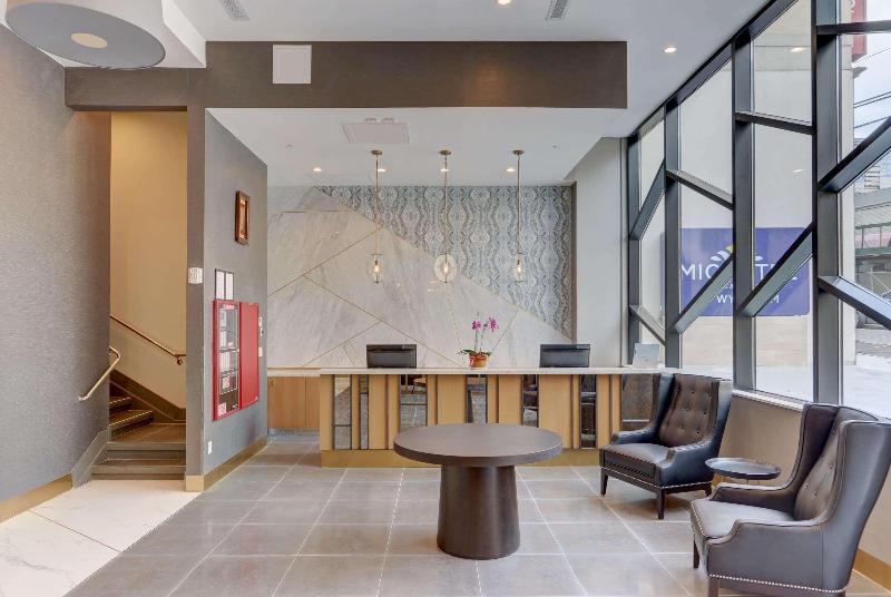 Microtel Inn By Wyndham Long Island City