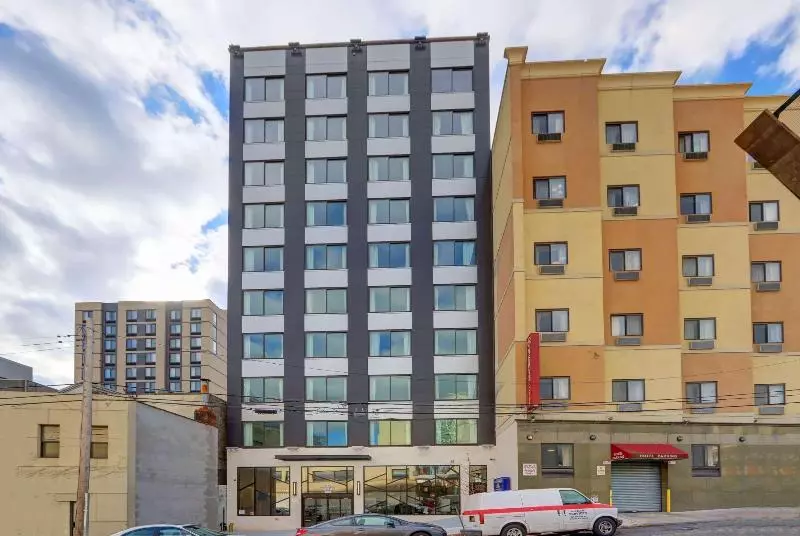 Microtel Inn By Wyndham Long Island City