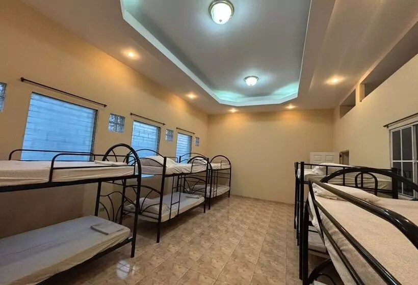 Hostal Casa Luna