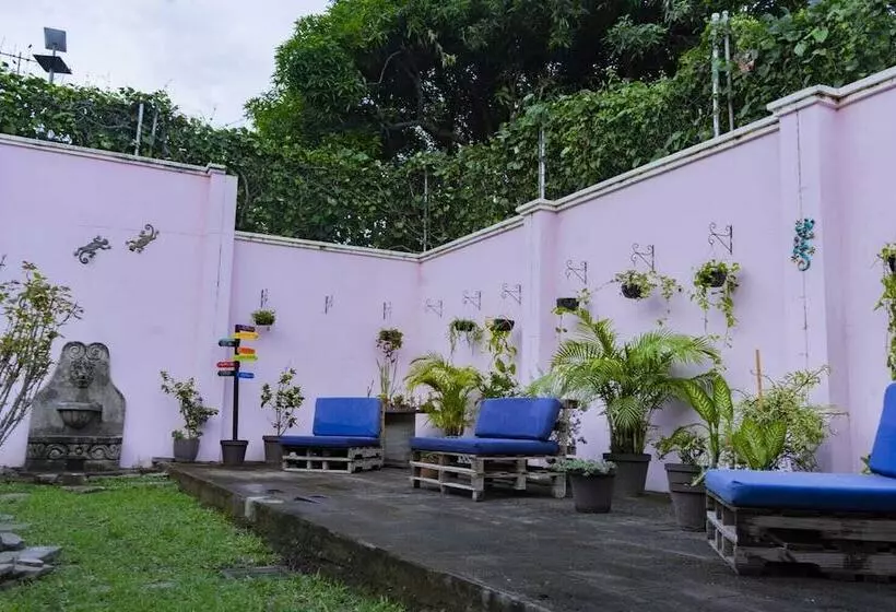 Hostal Casa Luna