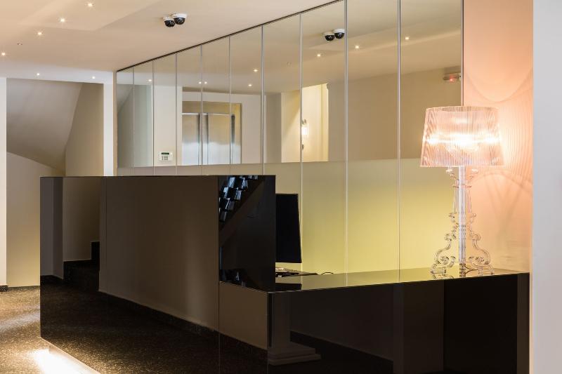 Athens Mosaico Suites & Apartments