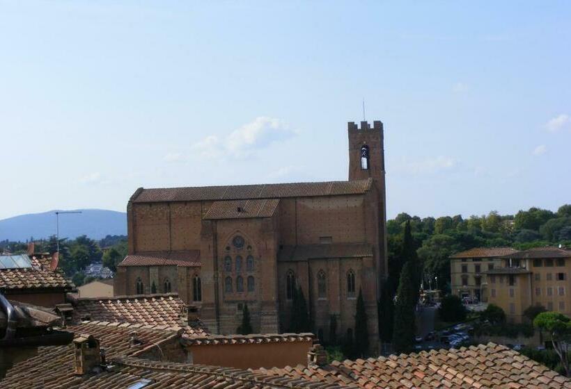 Отель B&b Simonetta Siena