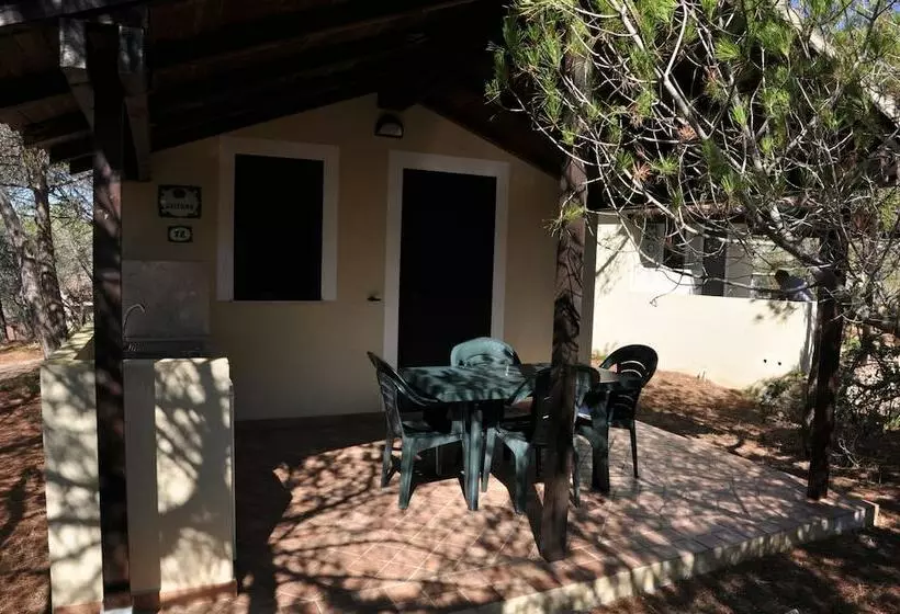 ホテル Camping Golfo Dell Asinara