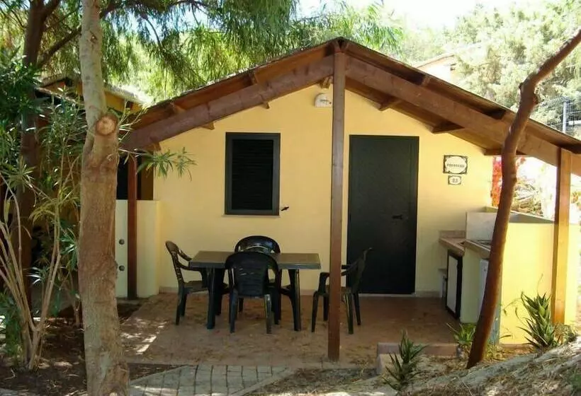 ホテル Camping Golfo Dell Asinara