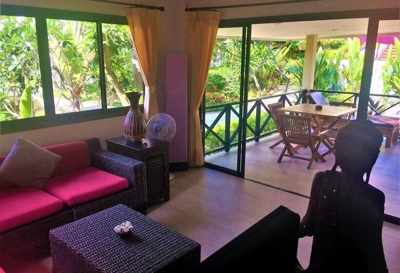 בית מלון כפרי Chor Chang Villa Resort