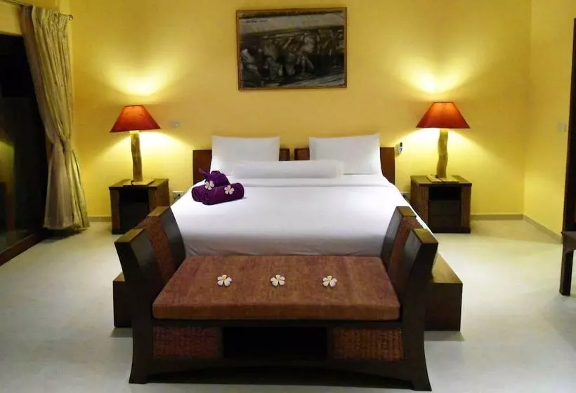 هتل Chor Chang Villa Resort