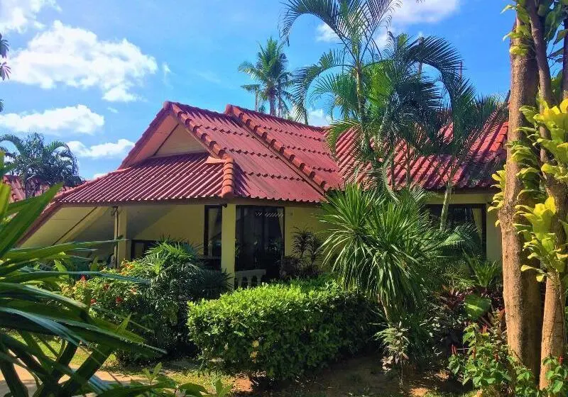 ホテル Chor Chang Villa Resort