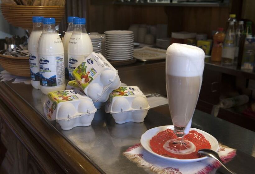 ホテル Garni Dello Sportivo