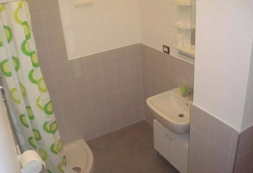 هتل Green Bed Bergamo Guest House & Residence