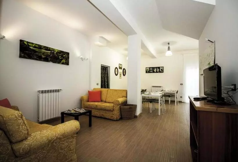 هتل Green Bed Bergamo Guest House & Residence