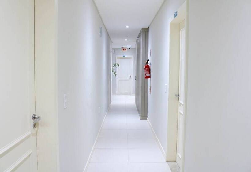 ホテル Ingleses Paradise