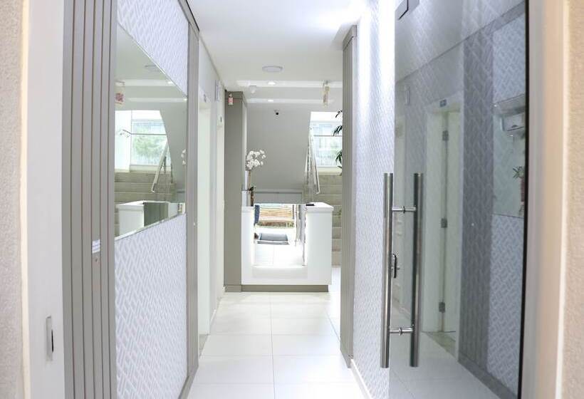 ホテル Ingleses Paradise