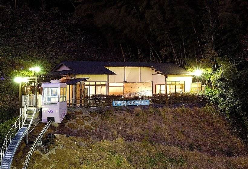 בית מלון כפרי Kirakankou