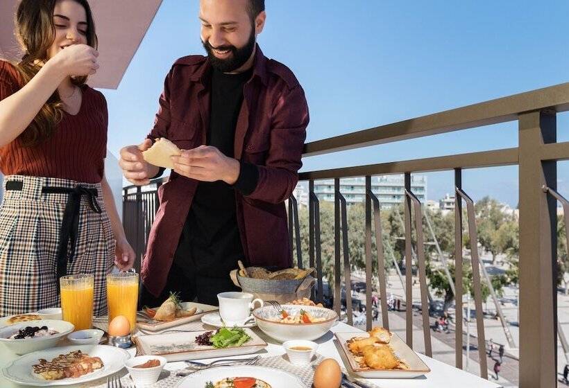 ホテル Legacy Gastro Suites