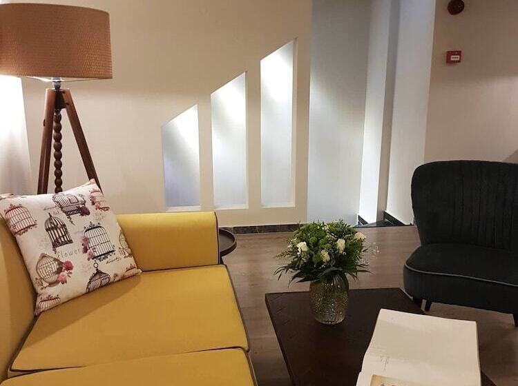 ホテル Legacy Gastro Suites