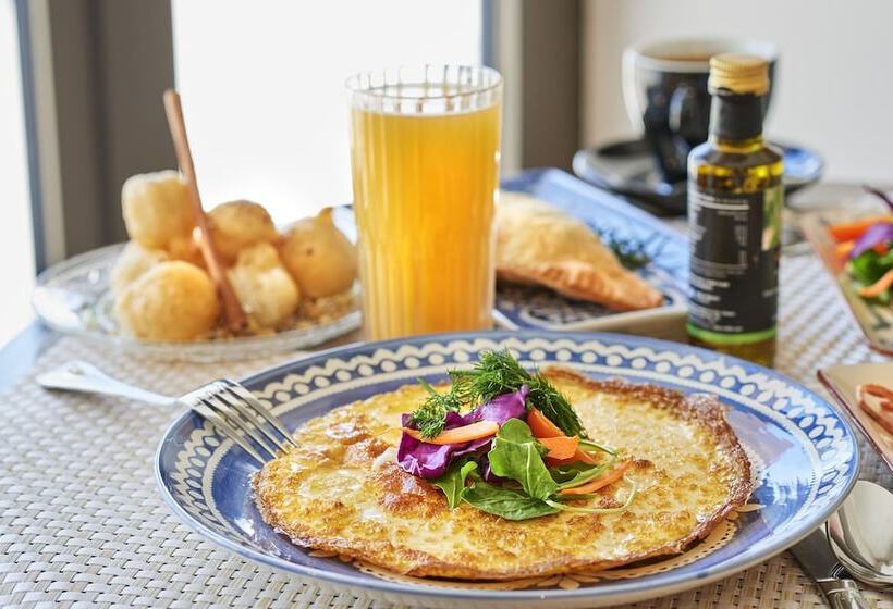 ホテル Legacy Gastro Suites