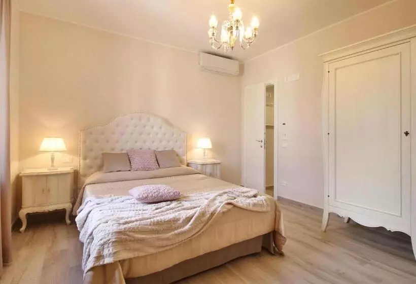 هتل Lucca In Chic   No Ztl   Free Parking   Old City At 10min By Walk