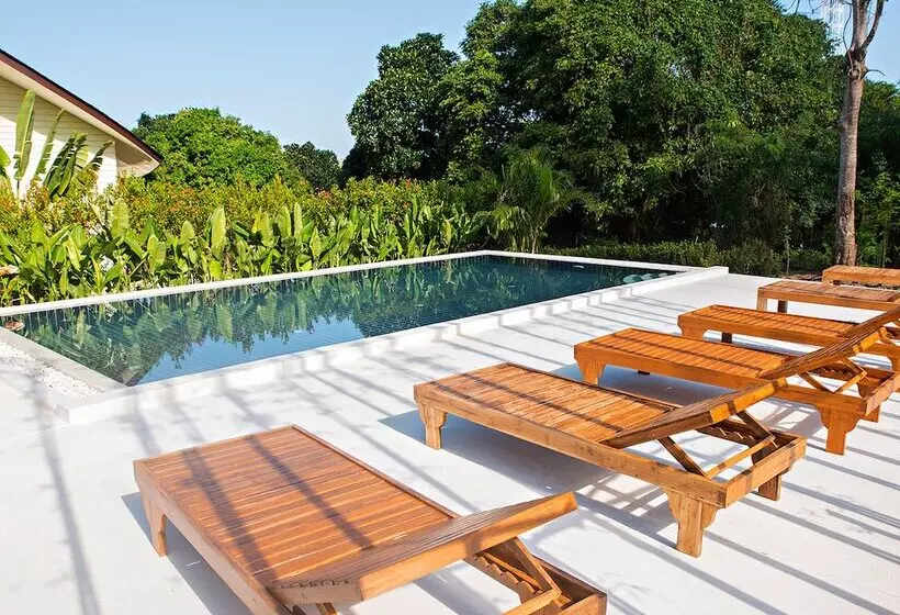 Hotelli Moon Cottage