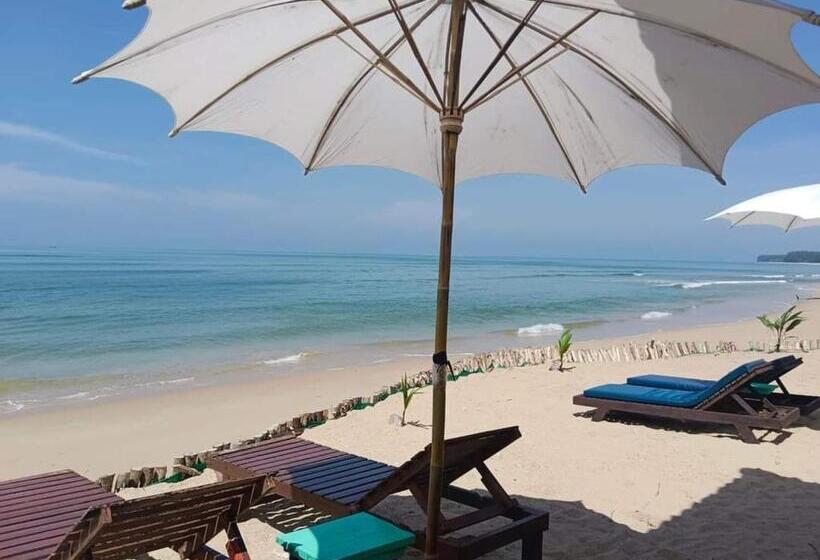 Отель Pranee Beach Bungalows