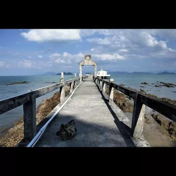 هتل Rasta House,,koh Phayam
