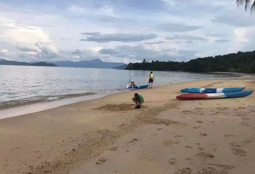 هتل Rasta House,,koh Phayam