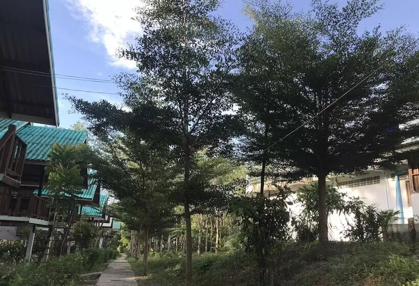 هتل Rasta House,,koh Phayam