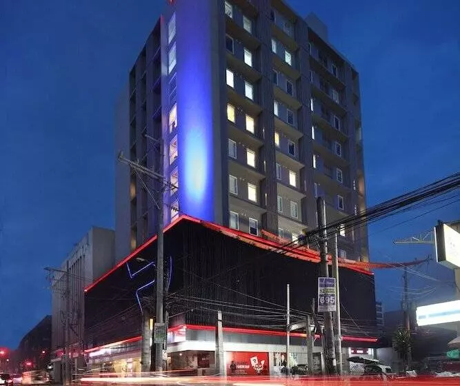 ホテル Red Planet Cubao Aurora Boulevard