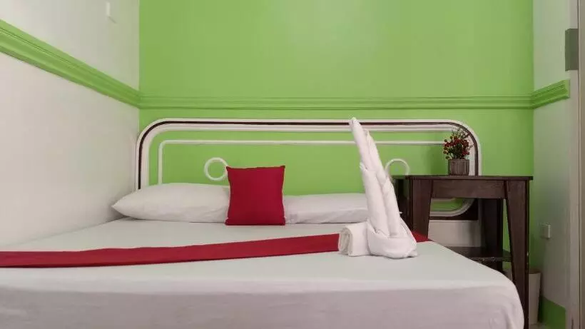 Hotelli Luna Netflix Chill Jomckayl Apartelle