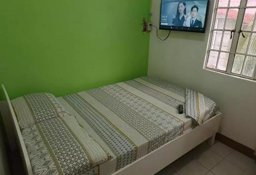 Hotelli Luna Netflix Chill Jomckayl Apartelle